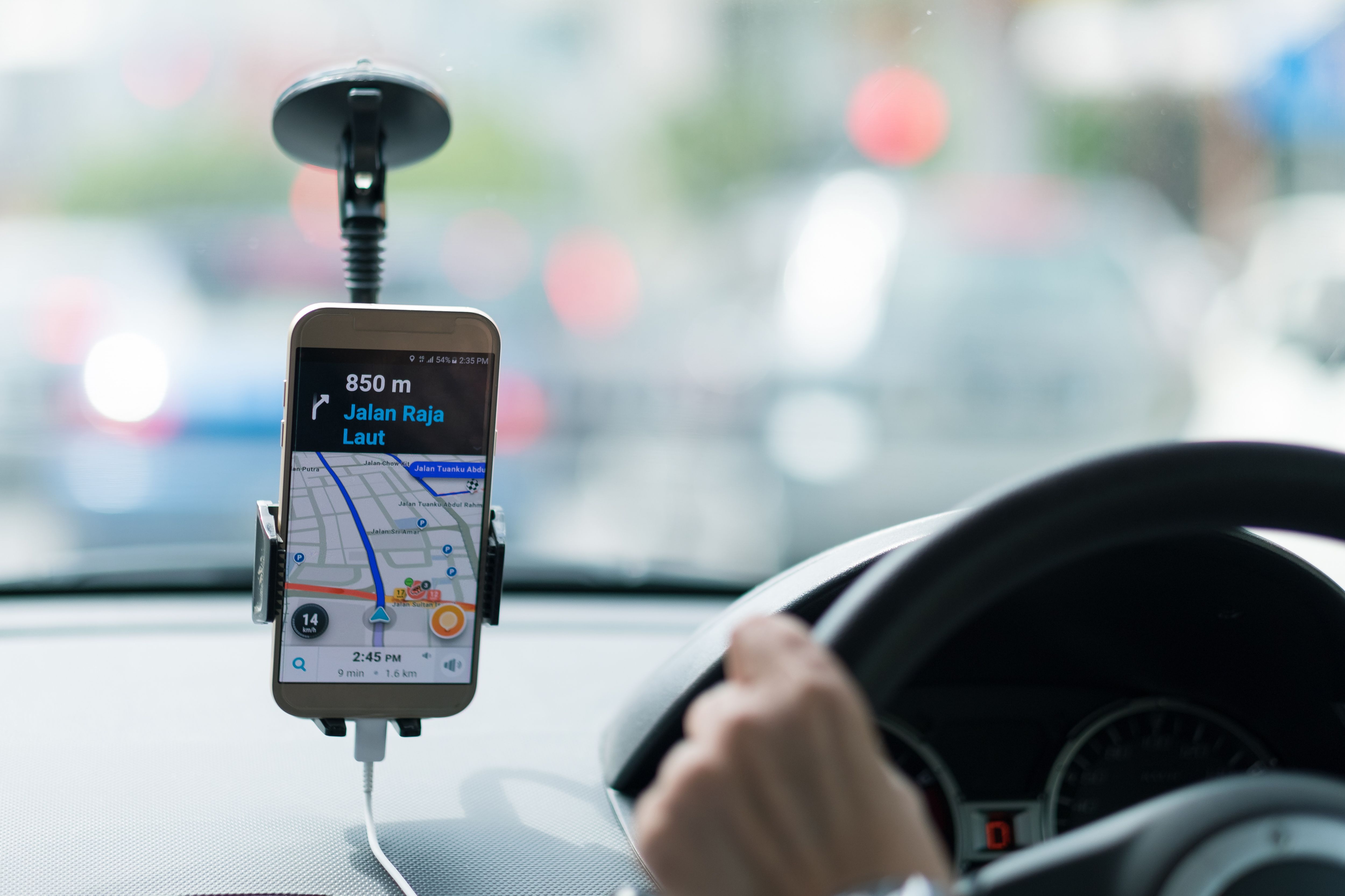 Who Is Liable After an Uber or Lyft Accident in Florida?